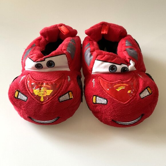 DISNEY LIGHTNING MCQUEEN PLUSH SLIPPERS UNISEX - Picture 3 of 16